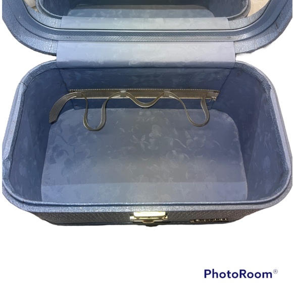 Modern Vintage Storage & Organization Vintage Starline Train Case Blue No Key Poshmark
